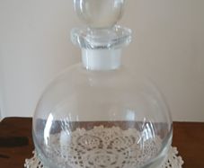 Beautiful Round Crystal Glass Decanter