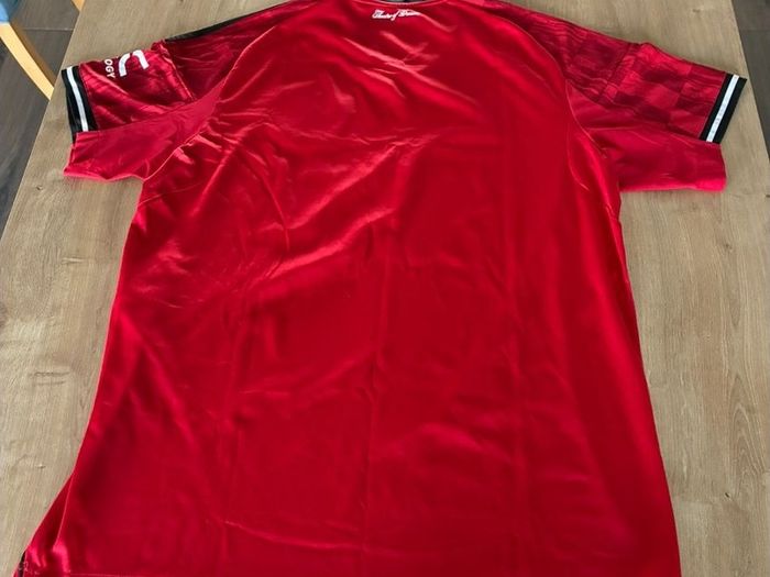 Manchester United 2025/26 Home adidas Shirt XL
