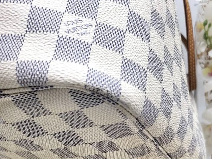 Louis Vuitton Neverfull Azure MM Authentic