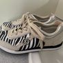 Guess Trainers Image 4