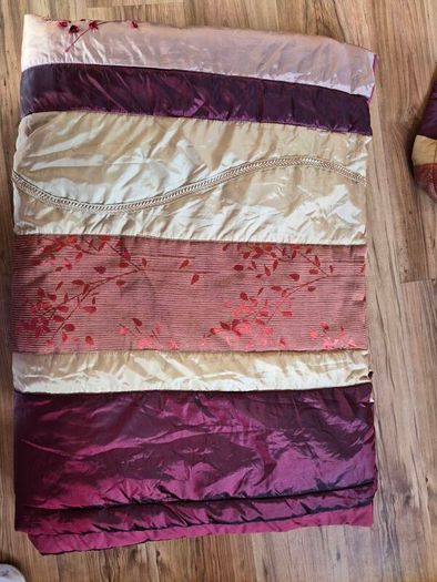 Bed Spread/ Bed Cover