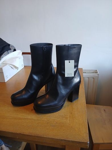womens boots