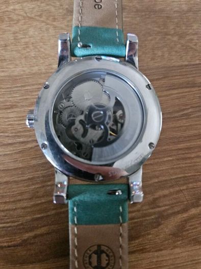 Ladies Weird Ape watch