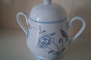 Noritake for Capital Ireland Porcelain Spring Breeze   Lidded Pot