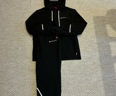 Monterrain black tracksuit-Youth Extra large-Excellent condition