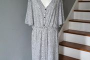CurveWow polka dot dress, Size 26-28, BNWT