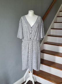 CurveWow polka dot dress, Size 26-28, BNWT