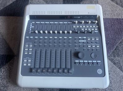 Digidesign 003 mixing console