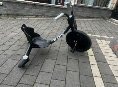 Razor kart