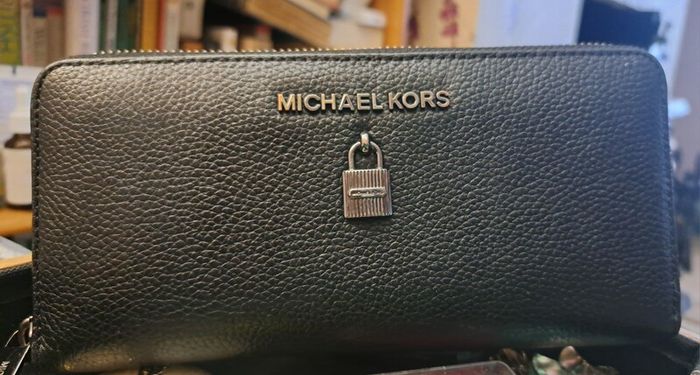 Michael Kors Free postage