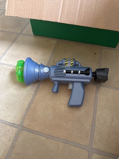 Minions fart blaster
