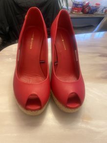 Wedge peep toe shoes