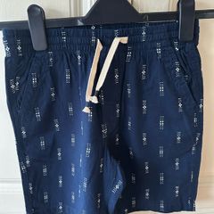 GAP Navy shorts