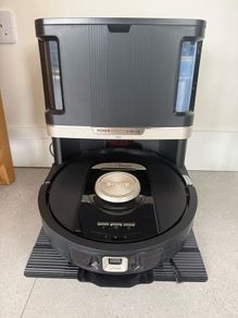 Shark PowerDetect 2-in-1 Robot Vacuum