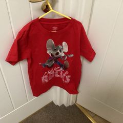 T-shirt size youth M