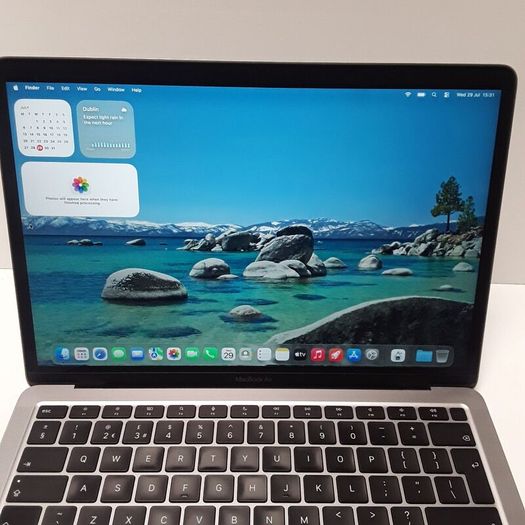 Apple MacBook Air A2337 (2020) | Apple M1 Chip | 16GB RAM | 256GB SSD | Space Grey