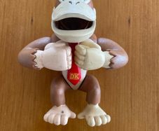 Donkey Kong Chest Beating Figure 1999