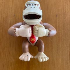 Donkey Kong Chest Beating Figure 1999