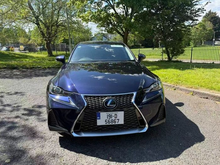 2019 Lexus IS300h   Immaculate Condition