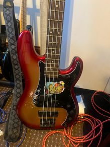 Squier active precision bass