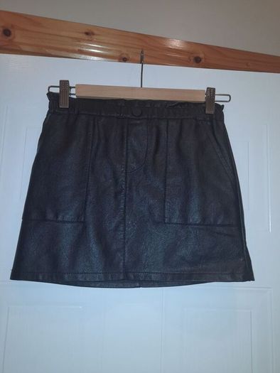 girls skirt