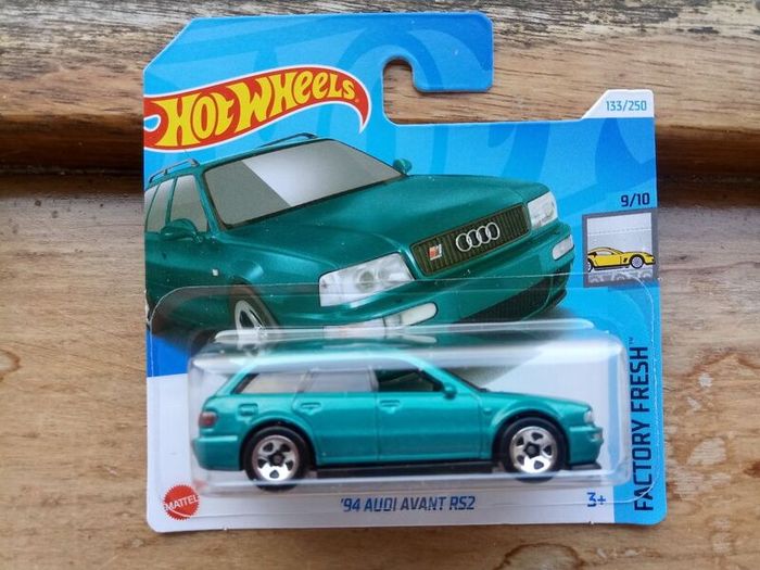 Hot Wheels '94 Audi Avant Rs2 Green