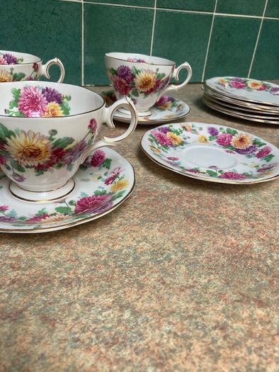 Tea Set - Queen Anne Fine Bone China -Autumn Glory