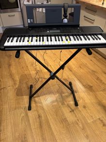 Yamaha keyboard PSR 383