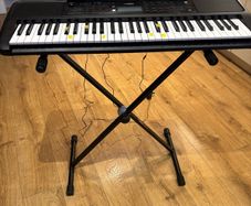 Yamaha keyboard PSR 383