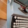 old type  writer Image 4