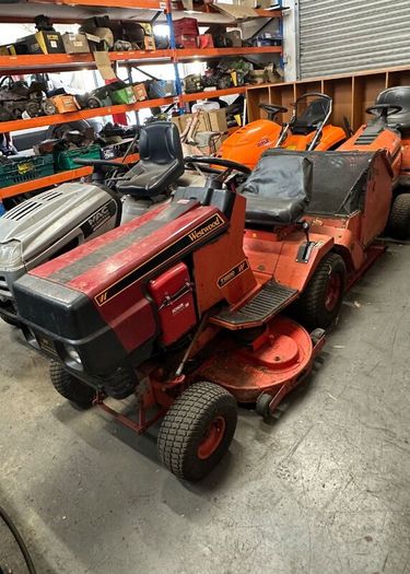 WESTWOOD T1800 - Sit on lawn Mower