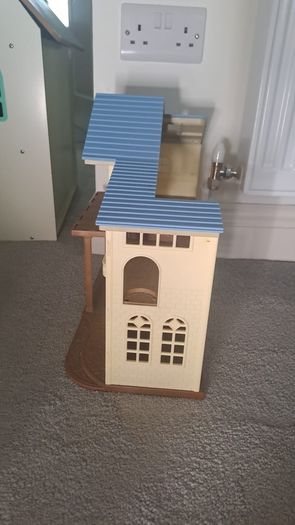 Doll house