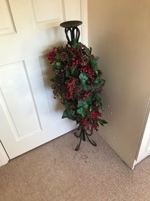 Christmas Wrought Iron Candle Arrangement
