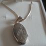 silver chain and locket Image 3