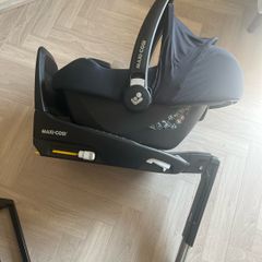 maxi cosi car seat and isofix