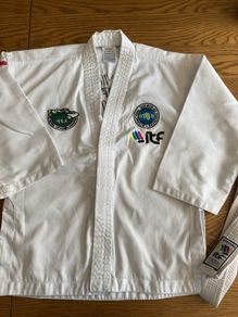 Taekwondo uniform