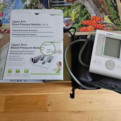 Blood pressure monitor