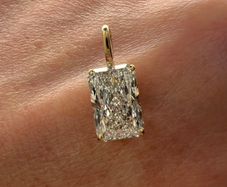 3ct (3 carat) Diamond Pendant