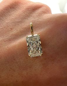 3ct (3 carat) Diamond Pendant