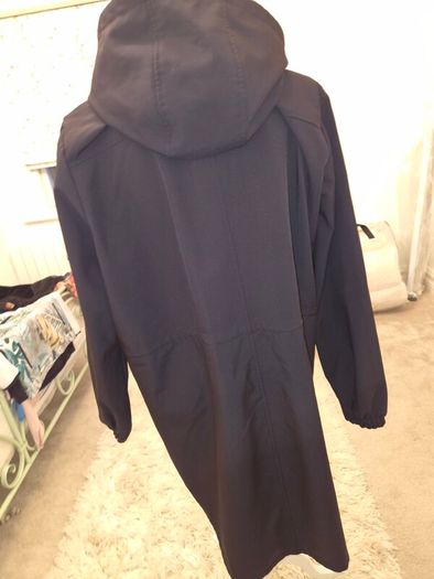 Yest rain coat