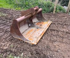 grading bucket