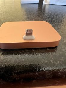 Apple docking station