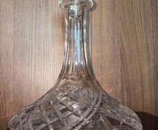 Crystal decanter