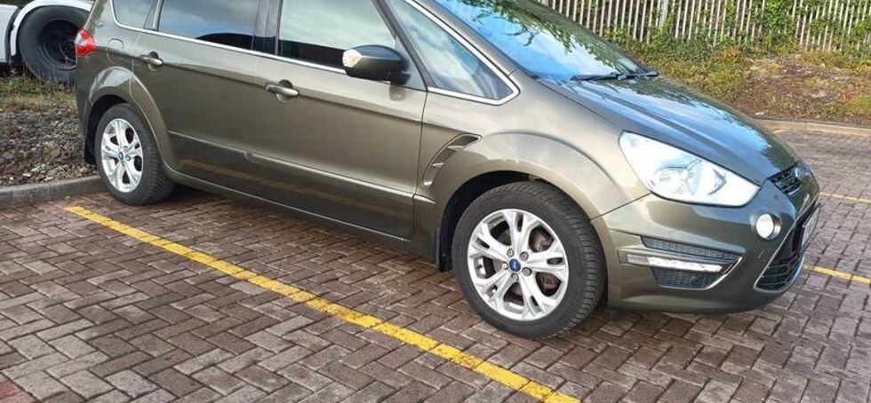 2013 Ford S-max