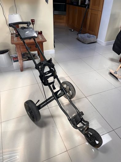 Golf trolley