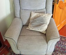 electric reclining chair