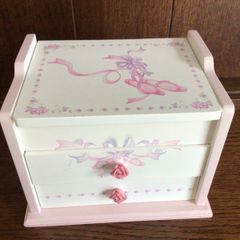 Ballerina musical jewlery box