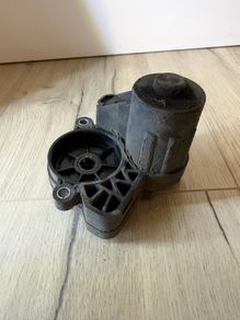 Vw golf mk7 electric parking brake motor RH passenger side MK7 TSI TFSI GTD
