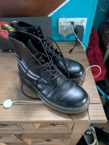 dr martens black