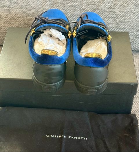 Giuseppe Zanotti Size 9